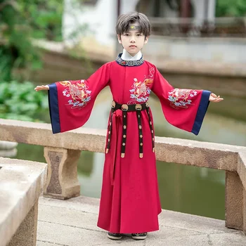 Tradicionalne nošnje dječaka Ханьфу u kineskom stilu, drevni odijelo dinastije Tang, ogrtač s okruglog izreza, vezeni lijepo vitez, Mitska zvijer