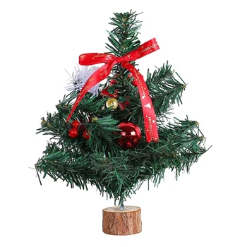 Ukras vrhova u obliku božićnog drvca s lukom od crvenih bobica za zurke u trgovačkom centru